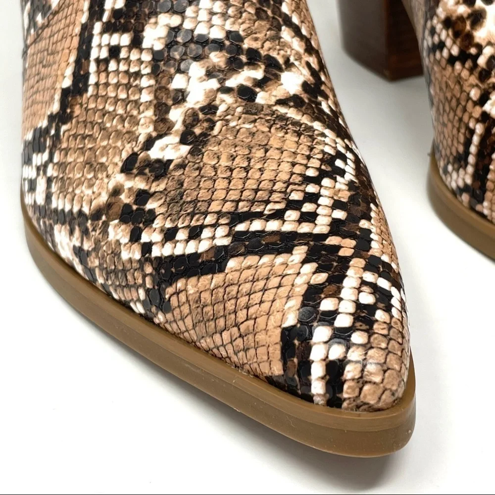 Aqua College Quiana Waterproof Snake Print Booties 7 NIB Pointed Toe Ankle Boots